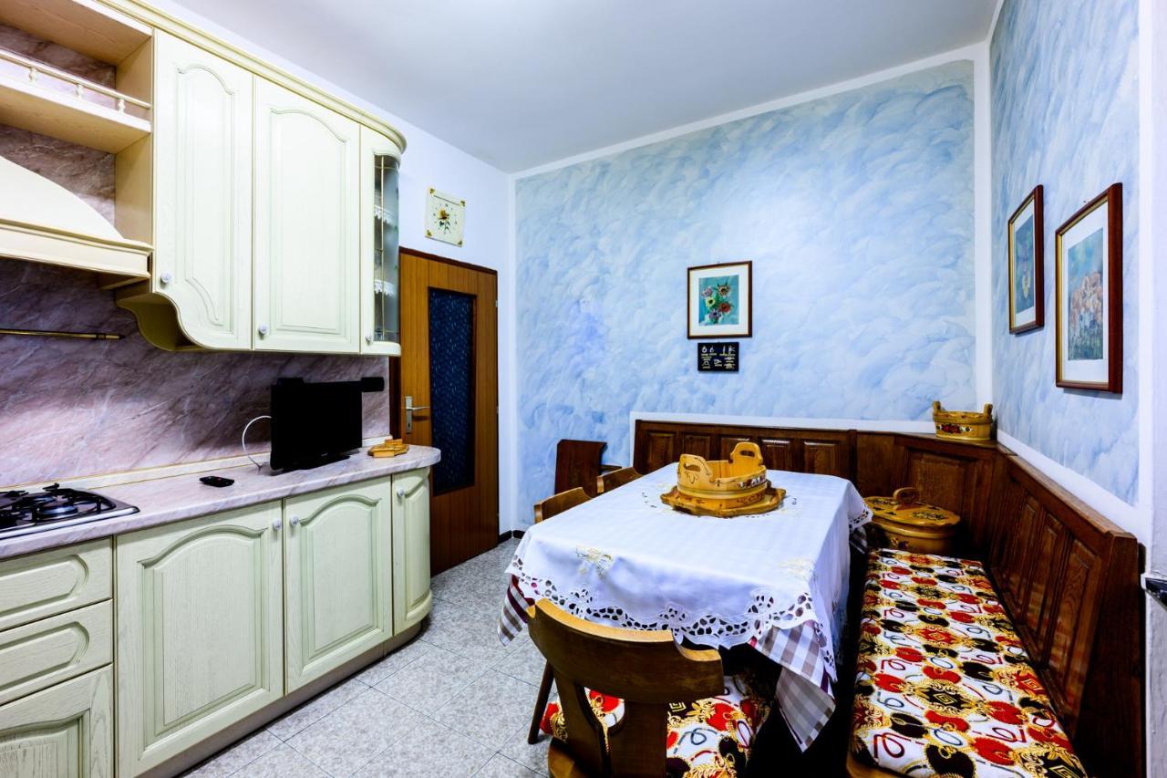 Retro Apartment In The Mountains Mezzolombardo Exterior photo